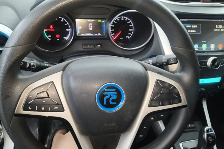 Used BYD Yuan New Energy 2018 EV360 Smart Connected Cool Model Steering Wheel