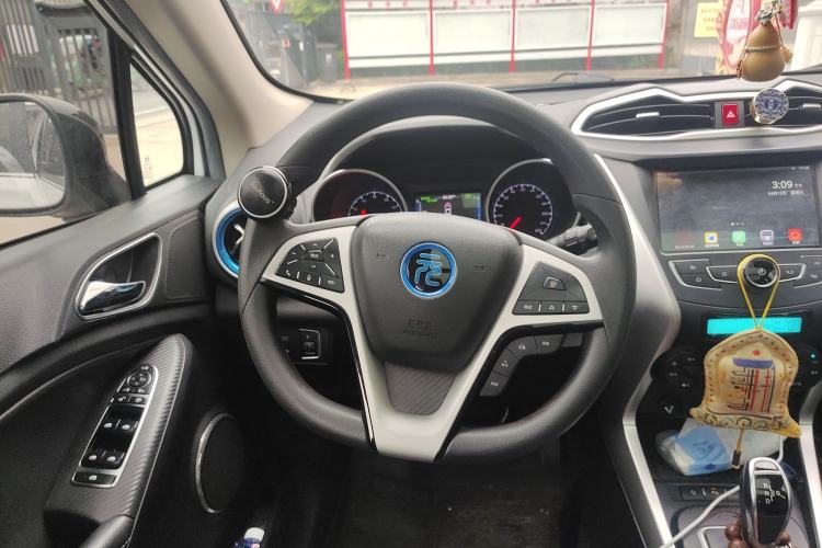 Used BYD Yuan New Energy 2018 EV360 Smart Connect Cool Edition Steering Wheel