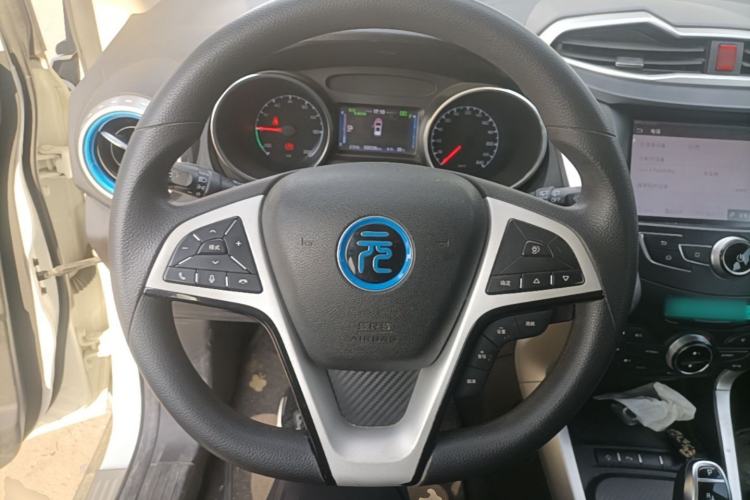 Used BYD Yuan New Energy 2018 EV360 Smart Connect Cool Edition Steering Wheel