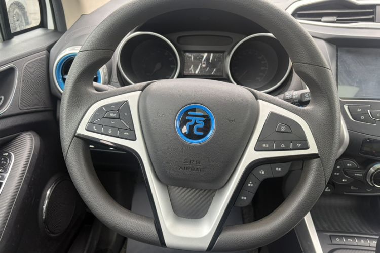 Used BYD Yuan New Energy 2018 EV360 Smart Connected Cool Model Steering Wheel