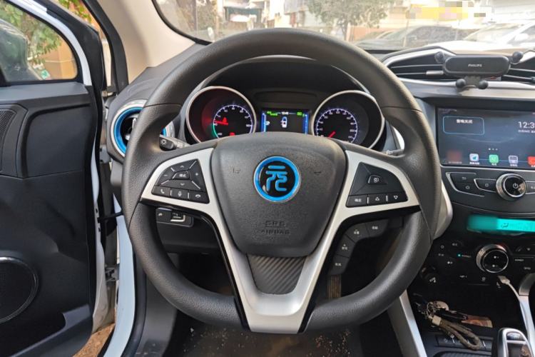 Used BYD Yuan New Energy 2018 EV360 Smart Connect Cool Edition Steering Wheel