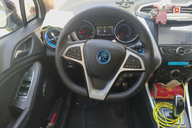 Used BYD Yuan New Energy 2018 EV360 Smart Connect Cool Edition Steering Wheel