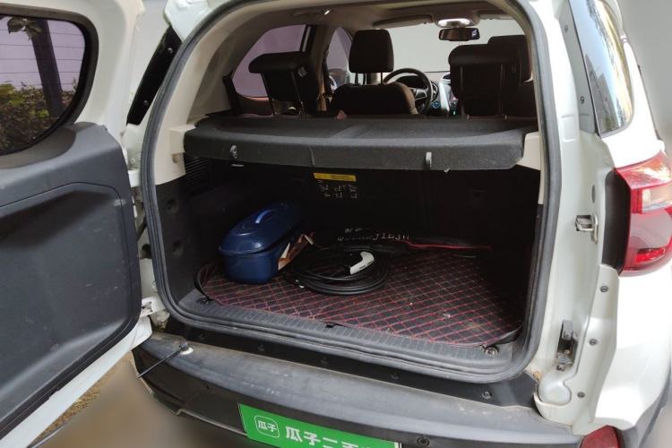 Used BYD Yuan New Energy 2018 EV360 Smart Connect Cool Edition Trunk