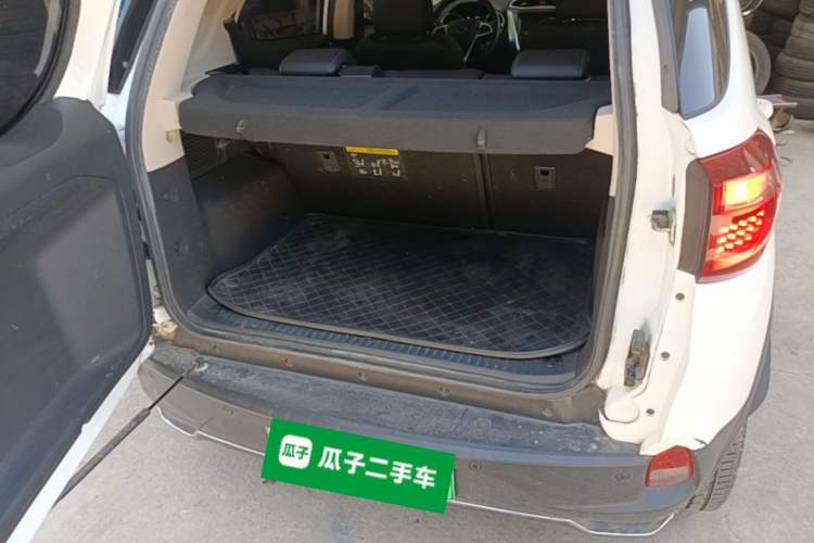 Used BYD Yuan New Energy 2018 EV360 Smart Connected Cool Model Trunk