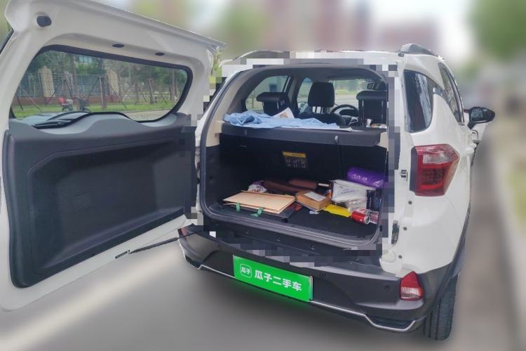 Used BYD Yuan New Energy 2018 EV360 Smart Connected Cool Model Trunk