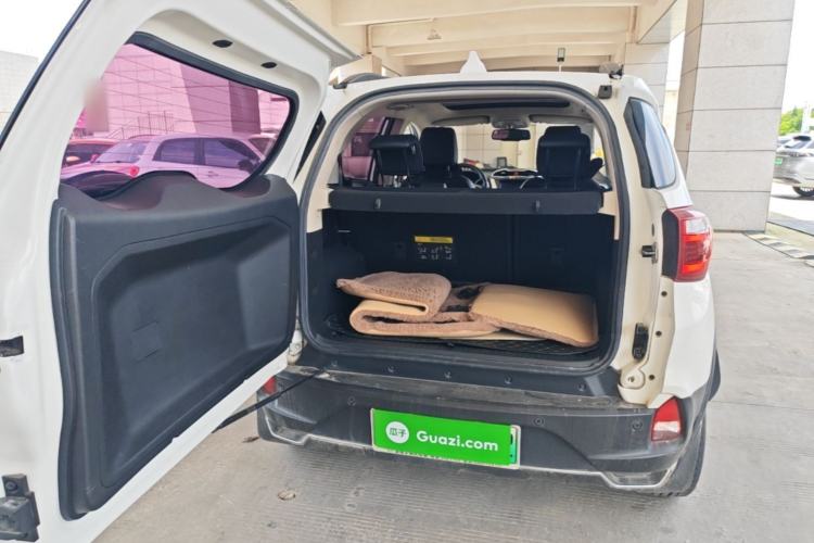 Used BYD Yuan New Energy 2018 EV360 Smart Connect Cool Edition Trunk