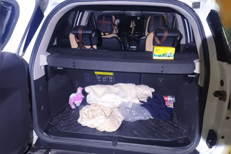 Used BYD Yuan New Energy 2018 EV360 Smart Connect Cool Edition Trunk