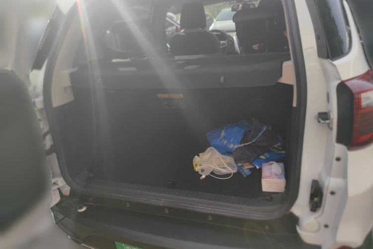 Used BYD Yuan New Energy 2018 EV360 Smart Connect Cool Edition Trunk