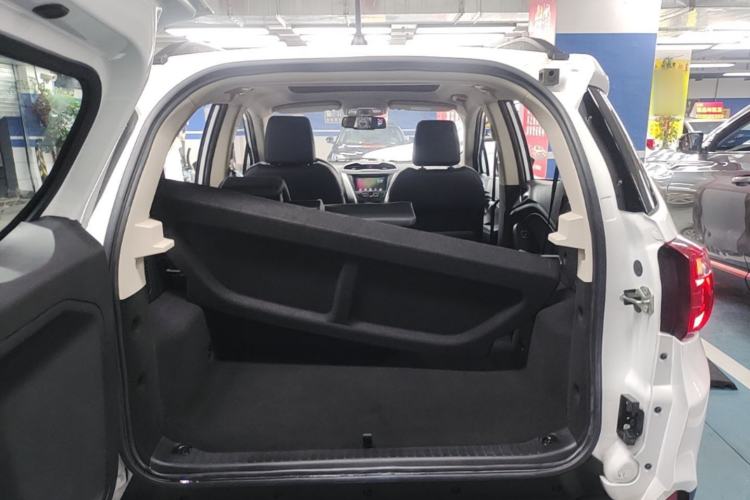 Used BYD Yuan New Energy 2018 EV360 Smart Connect Cool Edition Trunk