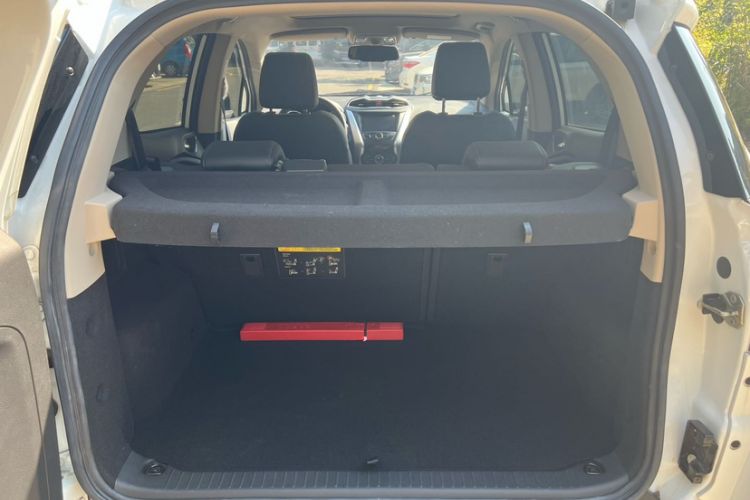 Used BYD Yuan New Energy 2018 EV360 Smart Connect Cool Edition Trunk