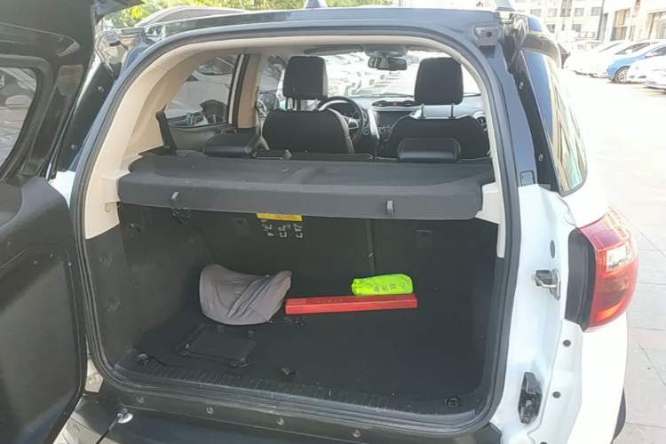 Used BYD Yuan New Energy 2018 EV360 Smart Connected Cool Model Trunk