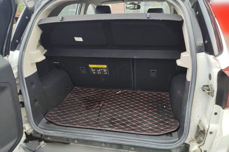 Used BYD Yuan New Energy 2018 EV360 Smart Connected Cool Model Trunk