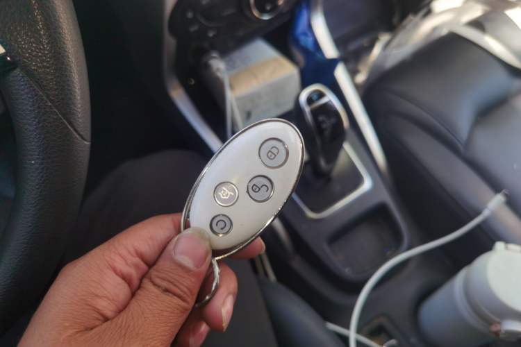 Used BYD Yuan New Energy 2018 EV360 Smart Connected Cool Model Vehicle Key