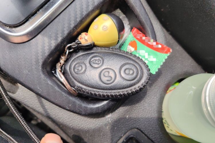 Used BYD Yuan New Energy 2018 EV360 Smart Connected Cool Model Vehicle Key