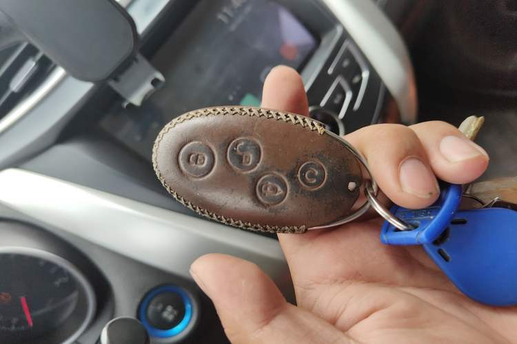 Used BYD Yuan New Energy 2018 EV360 Smart Connect Cool Edition Vehicle Key