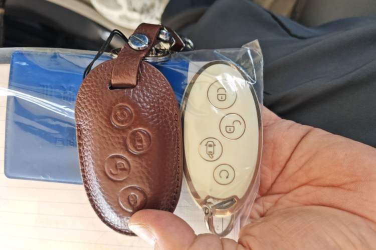 Used BYD Yuan New Energy 2018 EV360 Smart Connect Cool Edition Vehicle Key