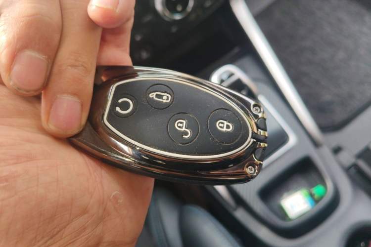 Used BYD Yuan New Energy 2018 EV360 Smart Connect Cool Edition Vehicle Key