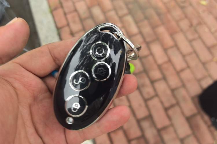 Used BYD Yuan New Energy 2018 EV360 Smart Connect Cool Edition Vehicle Key