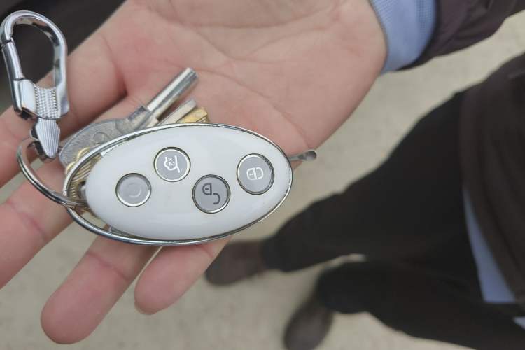 Used BYD Yuan New Energy 2018 EV360 Smart Connect Cool Edition Vehicle Key