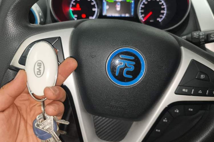 Used BYD Yuan New Energy 2018 EV360 Smart Connect Cool Edition Vehicle Key