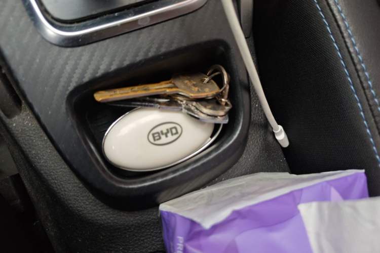 Used BYD Yuan New Energy 2018 EV360 Smart Connect Cool Edition Vehicle Key