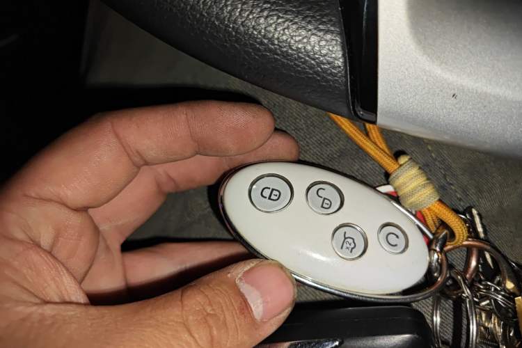 Used BYD Yuan New Energy 2018 EV360 Smart Connect Cool Edition Vehicle Key