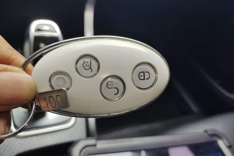 Used BYD Yuan New Energy 2018 EV360 Smart Connect Cool Edition Vehicle Key