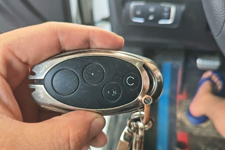 Used BYD Yuan New Energy 2018 EV360 Smart Connect Cool Edition Vehicle Key