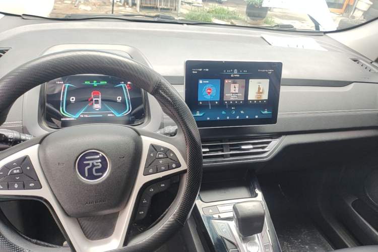 Used BYD Yuan New Energy 2019 EV535 High-Energy Leading Edition Center Console