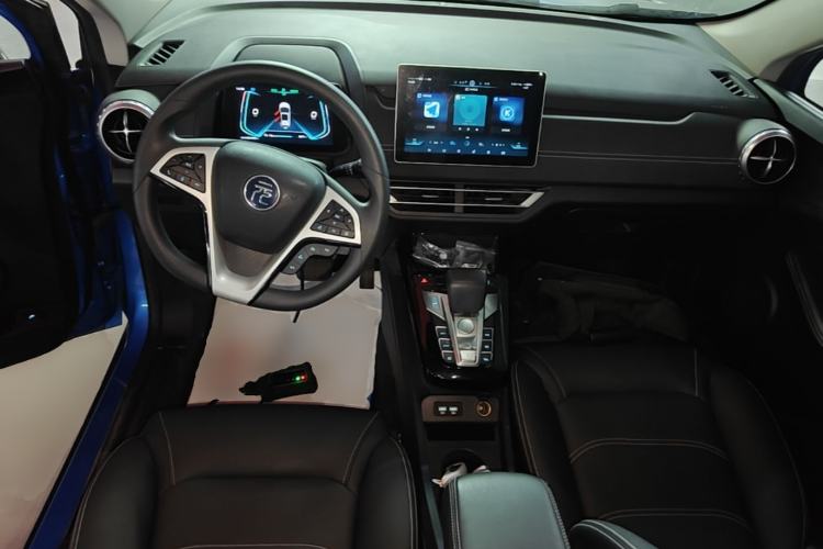 Used BYD Yuan New Energy 2019 EV535 High-Energy Leading Edition Center Console