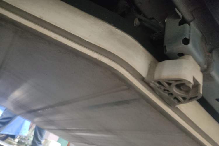 Used BYD Yuan New Energy 2019 EV535 Smart Connect Trendsetting Model Chassis Rear Right