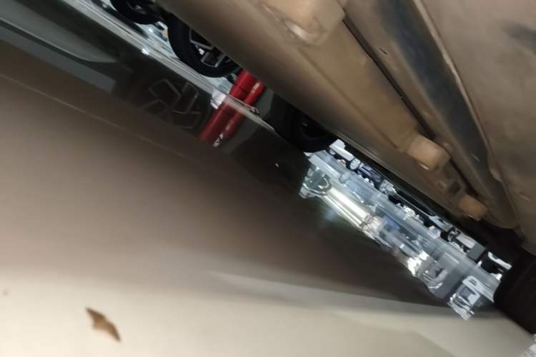 Used BYD Yuan New Energy 2019 EV535 Smart Connect Trendsetting Model Chassis Rear Right
