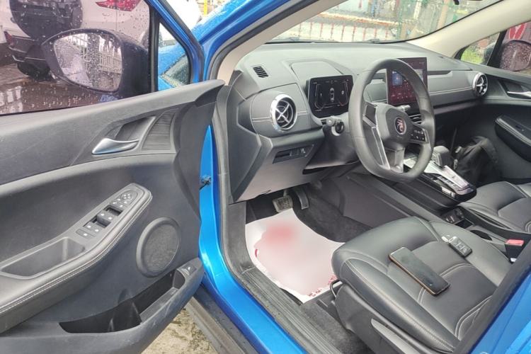 Used BYD Yuan New Energy 2019 EV535 Smart Connect Trendsetting Model Driver Seat