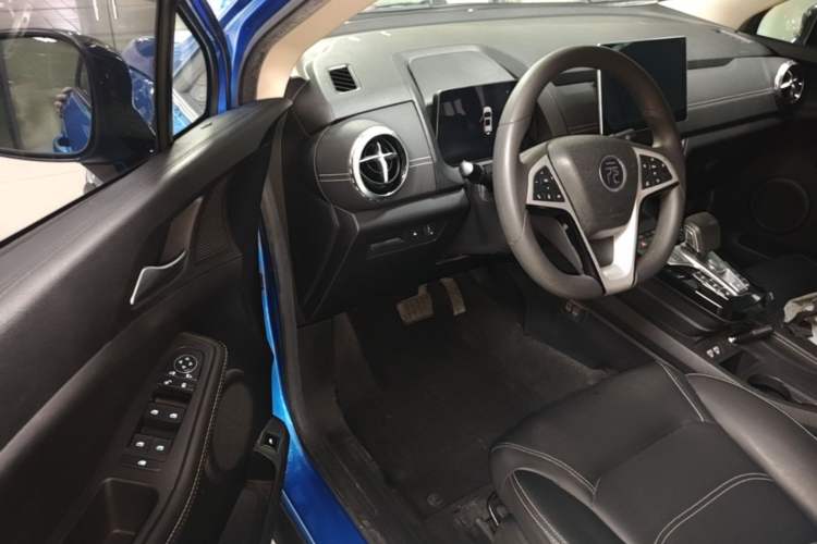 Used BYD Yuan New Energy 2019 EV535 Smart Connect Trendsetting Model Driver Seat