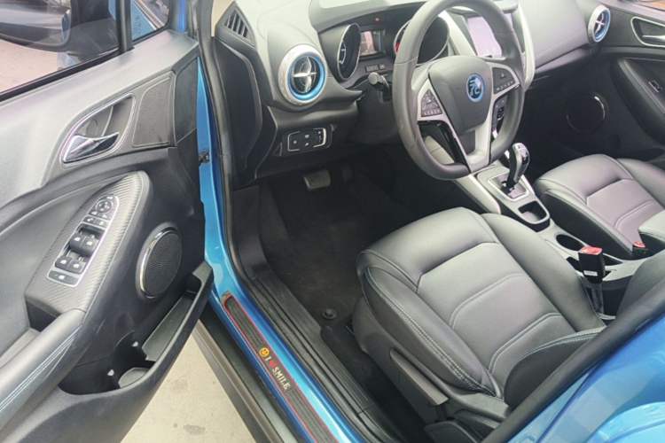 Used BYD Yuan New Energy 2019 EV360 Smart Connect Leading Model Driver Seat