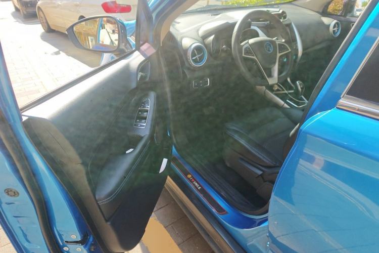 Used BYD Yuan New Energy 2019 EV360 Smart Connect Leading Model Driver Seat