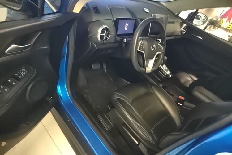 Used BYD Yuan New Energy 2019 EV535 Smart Connect Trendsetting Model Driver Seat