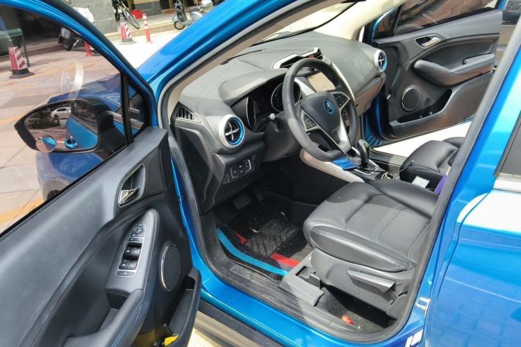 Used BYD Yuan New Energy 2019 EV360 Smart Connect Elite Model Driver Seat