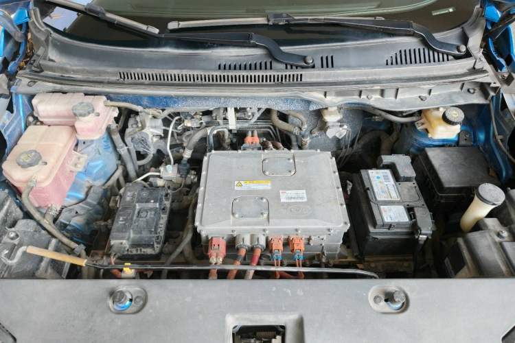 Used BYD Yuan New Energy 2019 EV535 Smart Connect Trendsetting Model Engine Bay