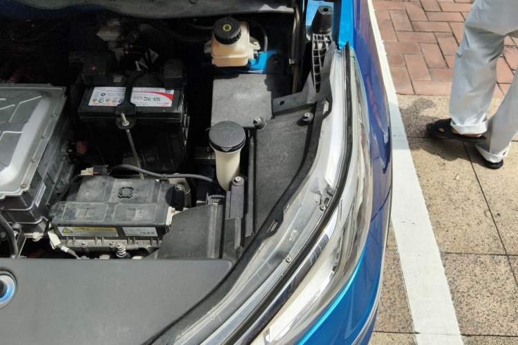 Used BYD Yuan New Energy 2019 EV360 Smart Connect Elite Model Engine Bay Left