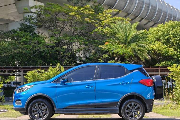 Used BYD Yuan New Energy 2019 EV535 Smart Connect Trendsetting Model Exterior 3