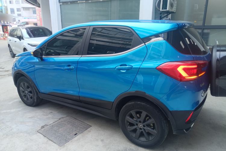 Used BYD Yuan New Energy 2019 EV535 Smart Connect Trendsetting Model Exterior 3
