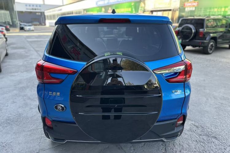 Used BYD Yuan New Energy 2019 EV535 Smart Connect Trendsetting Model Exterior 4