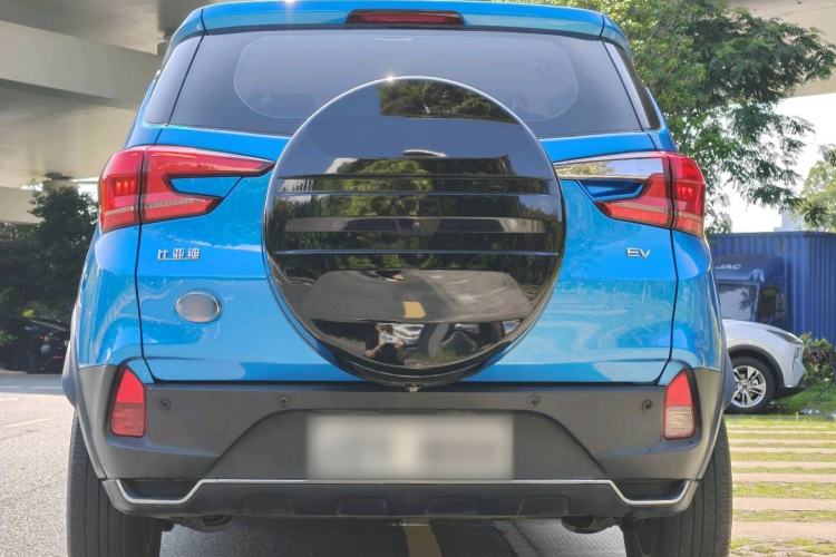 Used BYD Yuan New Energy 2019 EV535 Smart Connect Trendsetting Model Exterior 5