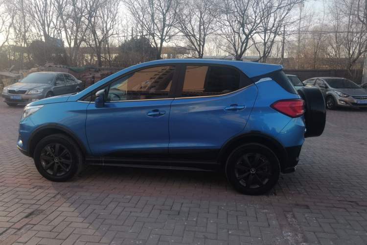 Used BYD Yuan New Energy 2019 EV535 Smart Connect Trendsetting Model Exterior 5
