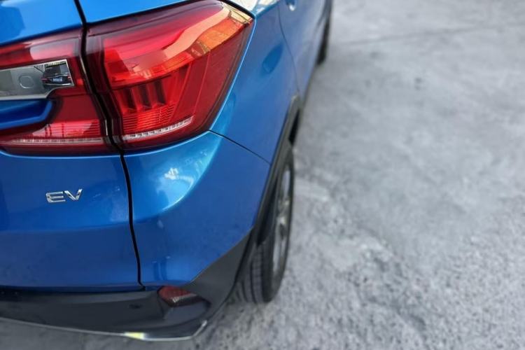 Used BYD Yuan New Energy 2019 EV535 Smart Connect Trendsetting Model Exterior 6