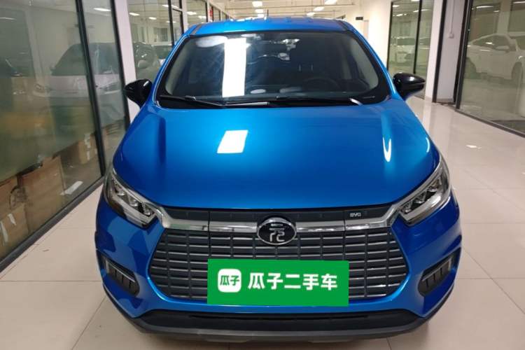 Used BYD Yuan New Energy 2019 EV535 Smart Connect Trendsetting Model Front