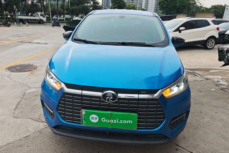 Used BYD Yuan New Energy 2019 EV535 Smart Connect Trendsetting Model Front