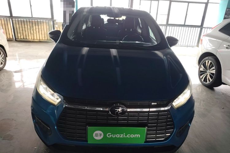 Used BYD Yuan New Energy 2019 EV535 Smart Connect Trendsetting Model Front