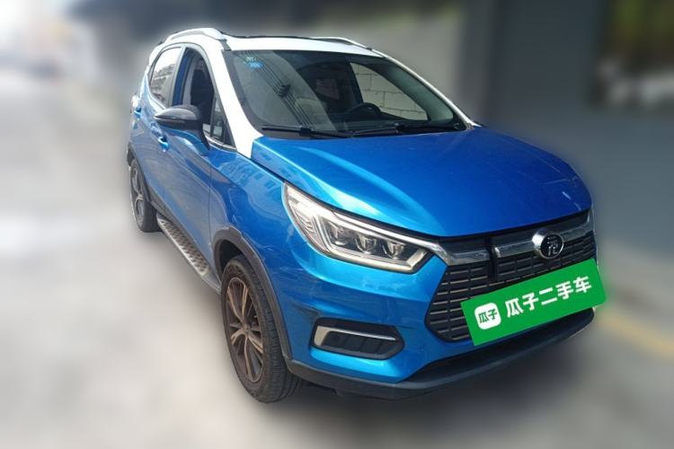 Used BYD Yuan New Energy 2019 EV535 High-Energy Leading Edition Front Right 45 Deg